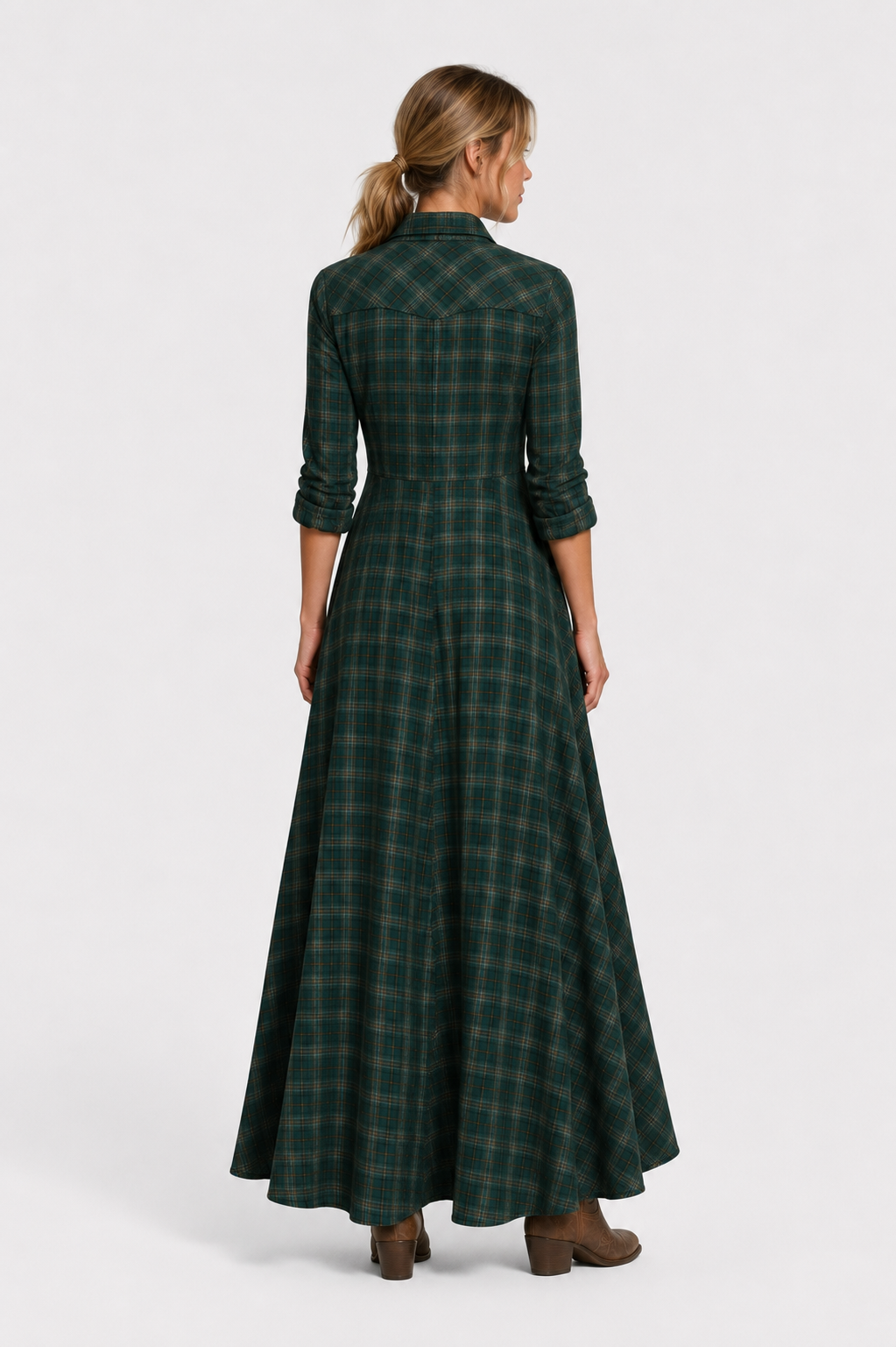 Virelle | Fluid Shirt Dress with Collar and Buttons